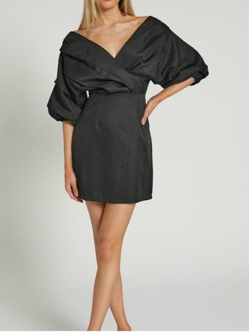 Showpo ANASTASIJA MINI DRESS Size 4 Off Shoulder V Neck Black NEW With Tags